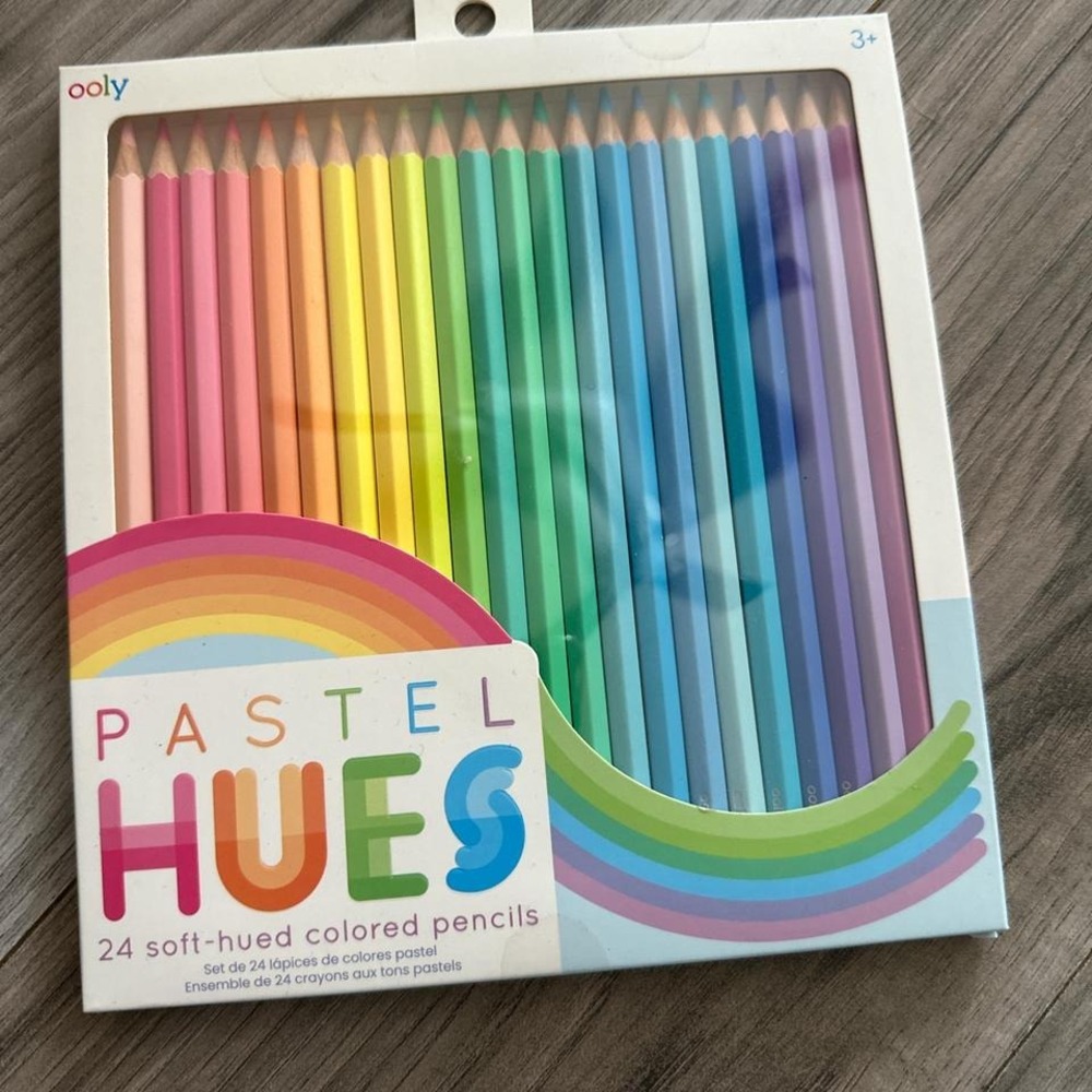 New OOLY 24‎ Soft Hued Pastel Colored Pencils